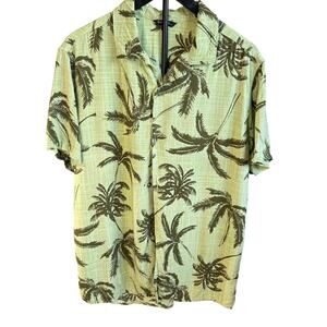 George Vintage Mens green Hawaiian shirt with olive palm trees. Size L. vacation